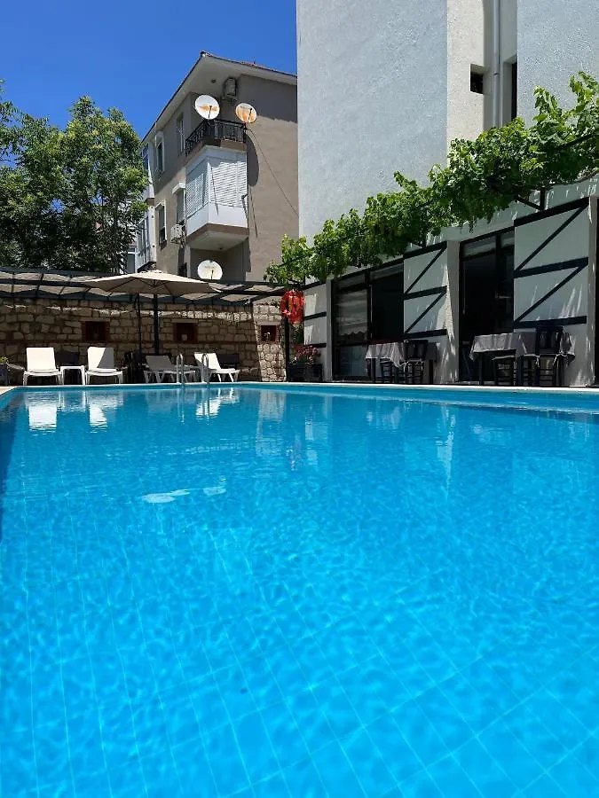 Bayram Hotel Çeşme 3*,  تركيا